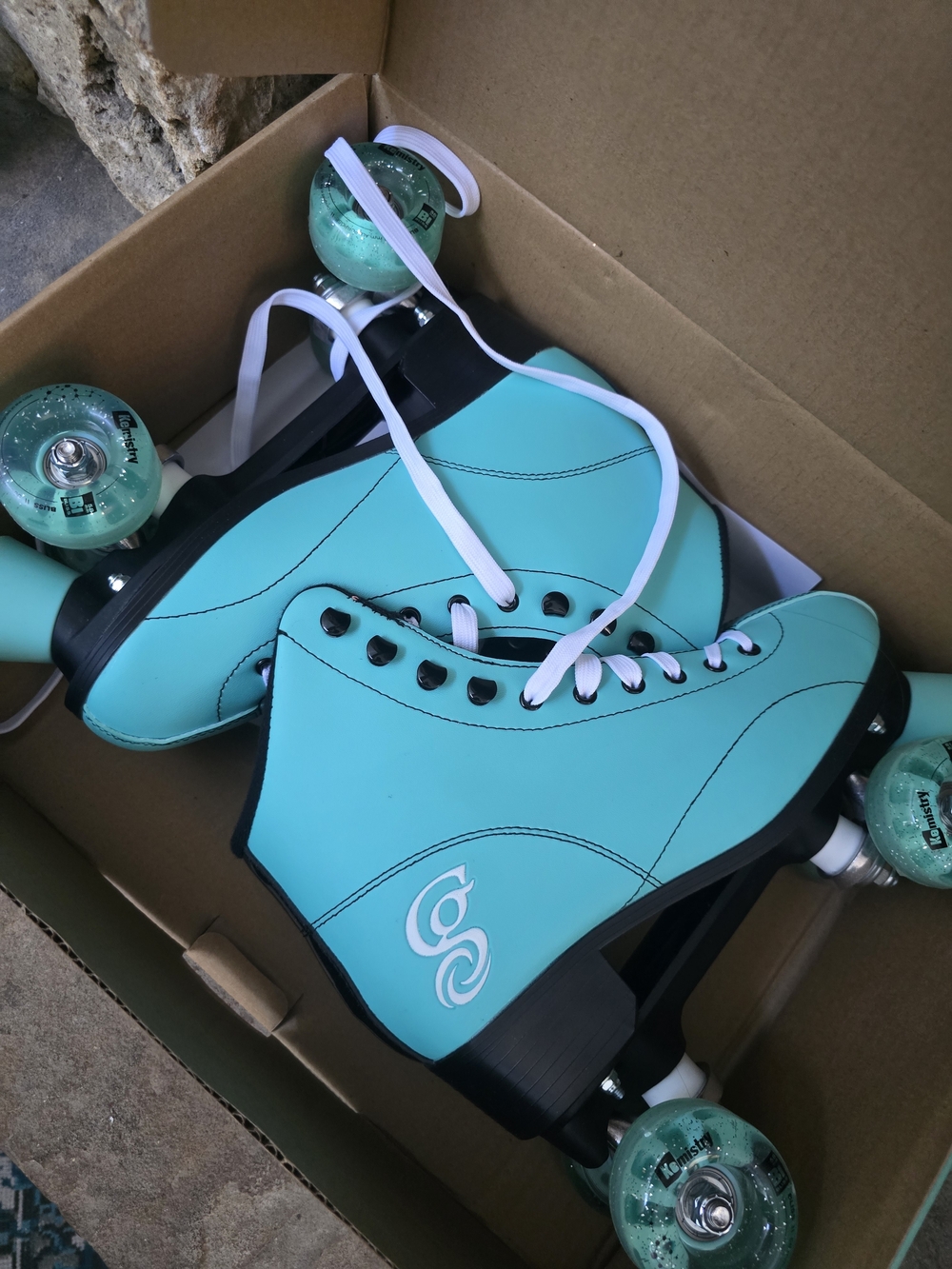 Sabina Turquoise Women's Quad Roller Skates
